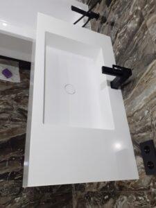 Раковина в ванную комнату с клапаном клик-клак изготовлено в правила камня